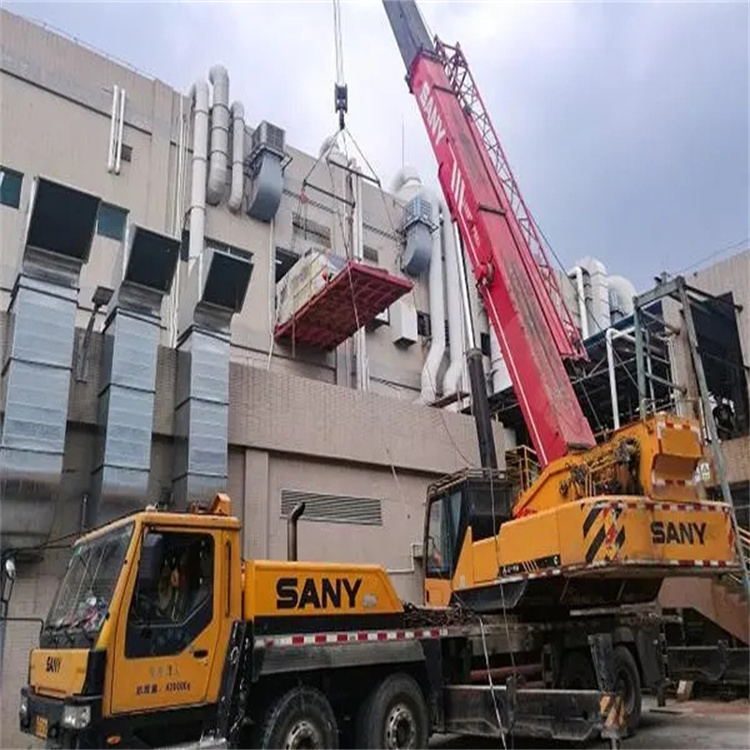 沿滩租赁大型汽车吊，助力工程项目高效进行