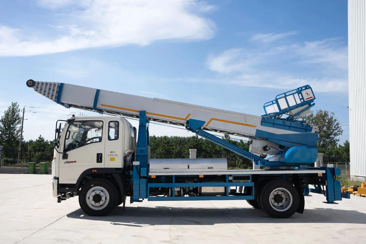 沿滩云梯上料车租赁费用